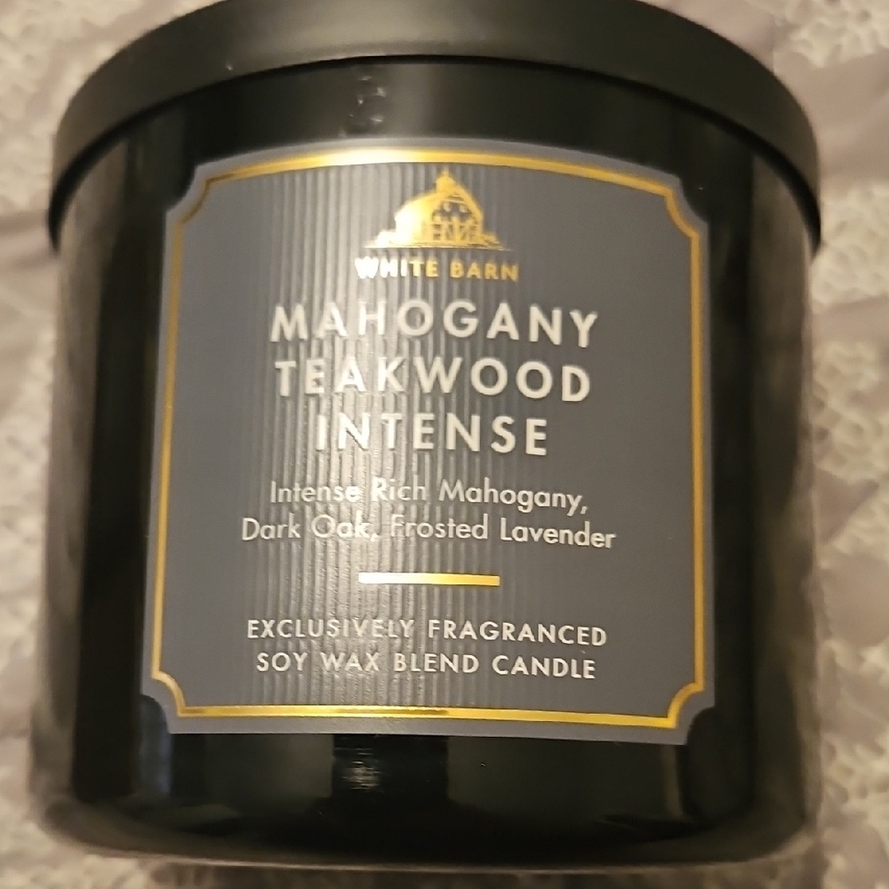 White Barn Black and Gold Candle